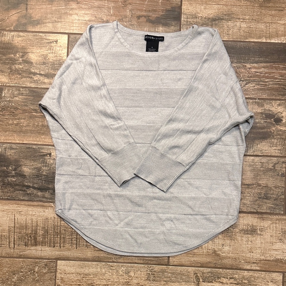 Design History Soft Gray Knit Top